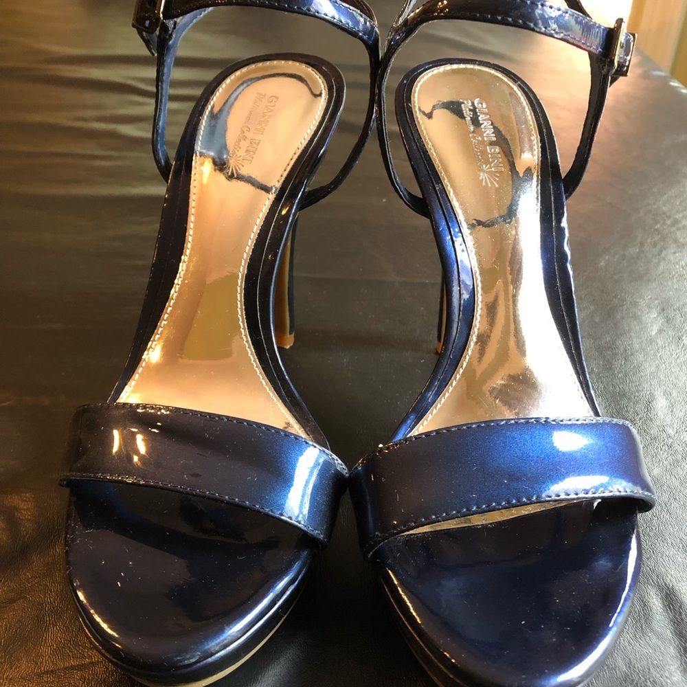Ladies Size 8.5 Heels